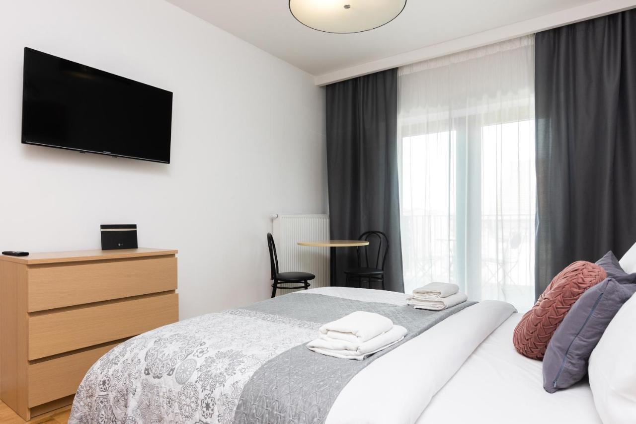 Old Town Rajska Street Apartment